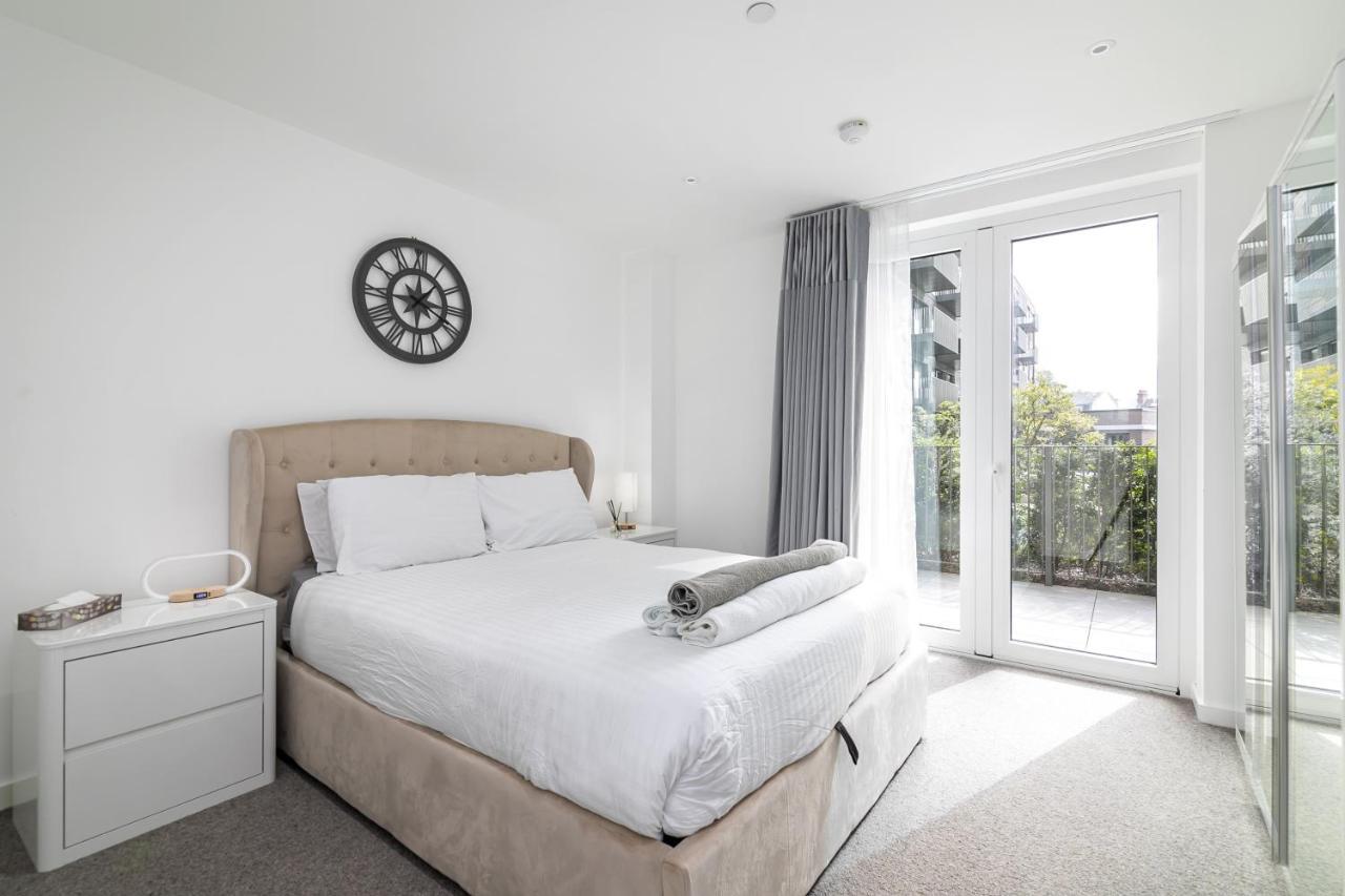 Luxury Spacious Flat With Communal Gardens And Parking لندن المظهر الخارجي الصورة